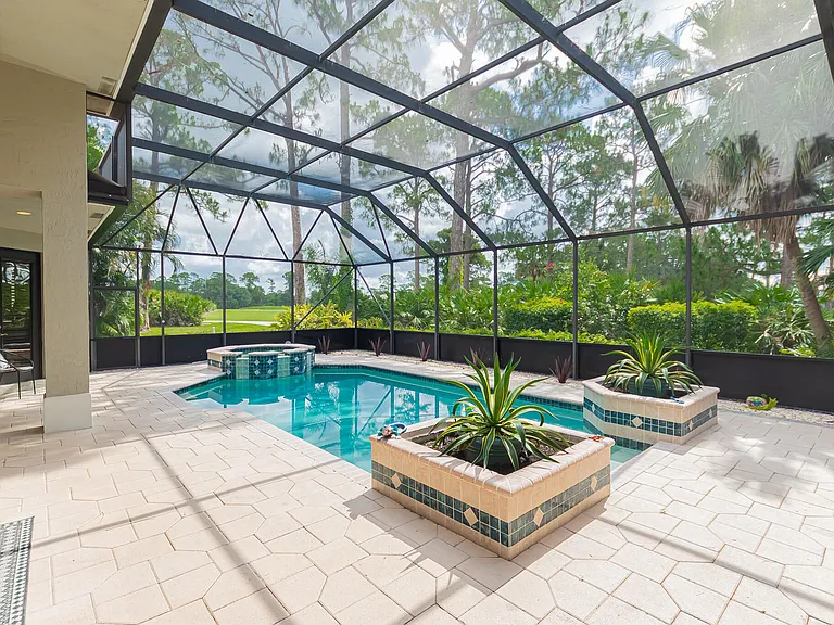 8060 Kiawah Trce — Photo 29