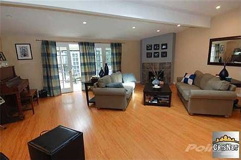 2nd image of 6443 Graves Ave