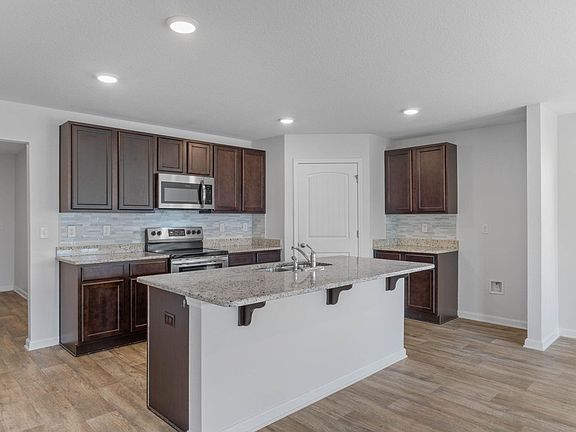 4th image of 967 Merganser Way