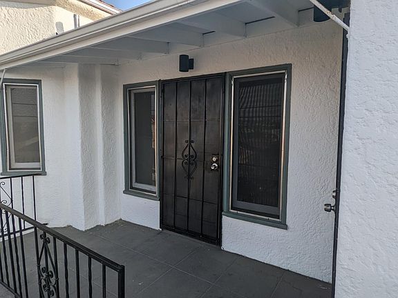 3rd image of 3938 Woolwine Dr