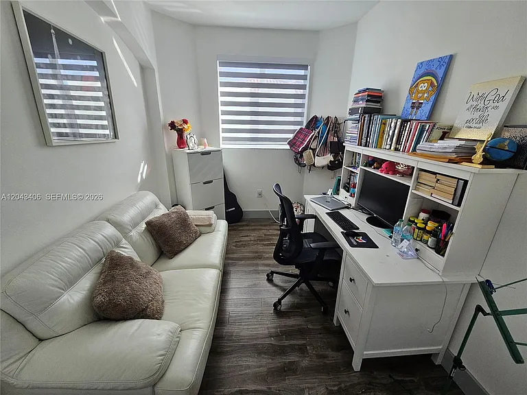 15561 SW 31st Ln — Photo 31