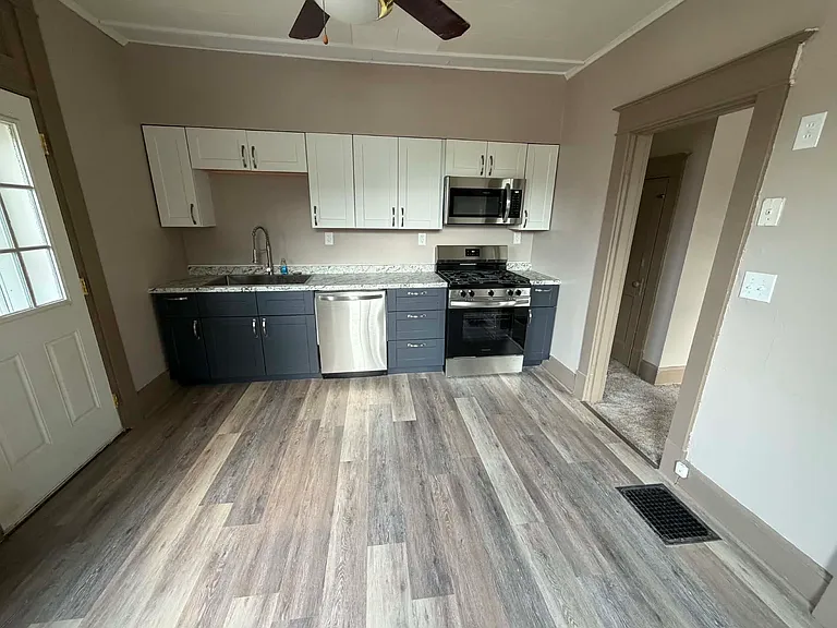 815-817 E Madison Ave #815 — Photo 5