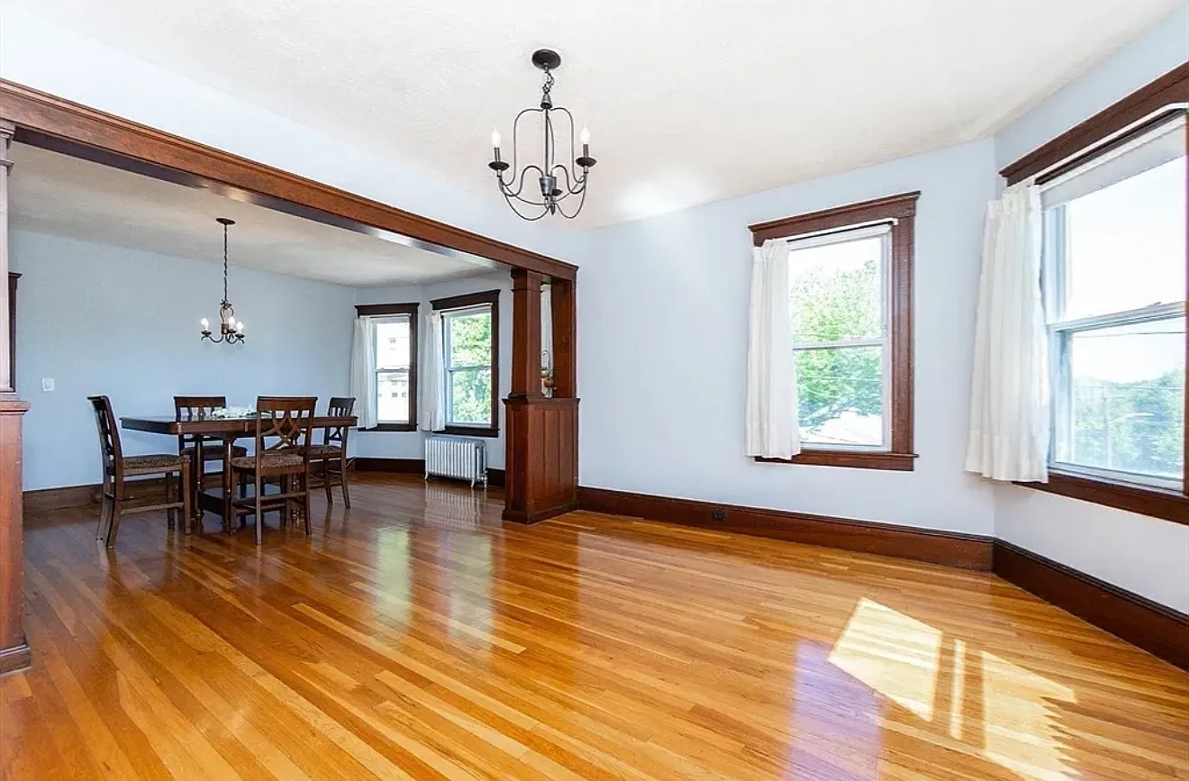 4 bed, 1638 sqft, $3,200 — Photo 3