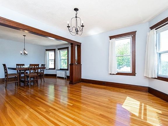 3rd image of 539-541 S Broadway #2