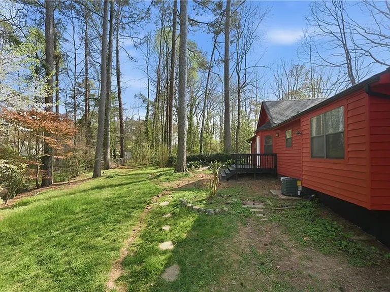 4380 Cary Dr — Photo 31