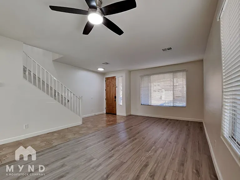 14535 W Port Royale Ln — Photo 5