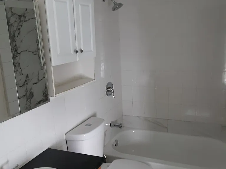 404 N Main St #2 — Photo 2