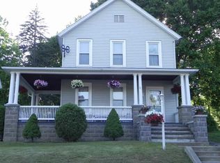 31 Western Ave, Ravena, NY 12143