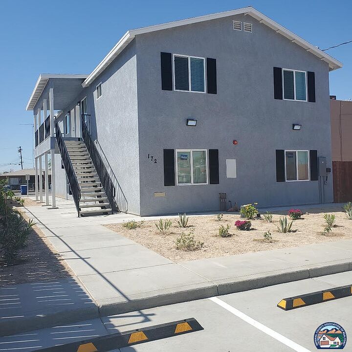 1st image of 172 W Alamo St #C