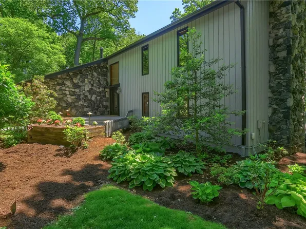 113 Buckingham Trl, Cranberry Township, PA 16066