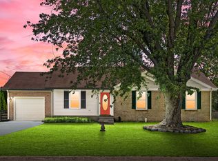 3421 Polly Dr, Clarksville, TN 37042