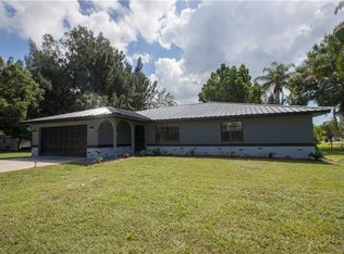 307 19th St E, Palmetto, FL 34221