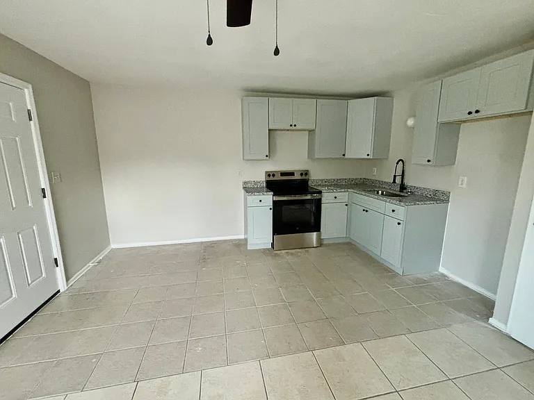 4024 N Scenic Hwy #1 — Photo 8