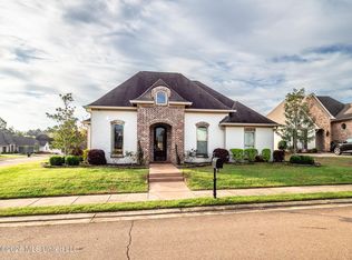701 Prosperity Xing, Flowood, MS 39232