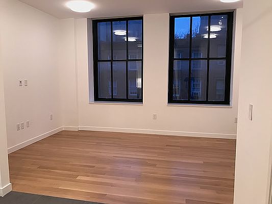 3rd image of 341 W 11th St APT 3F
