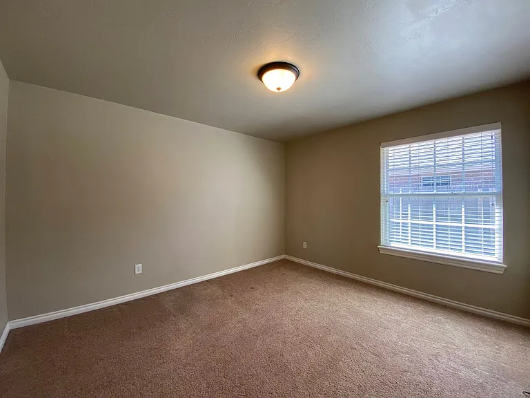 3017 Line Dr — Photo 39