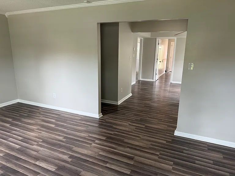 416 Chinaberry Ct — Photo 19