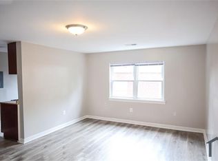 3945 4th St SE #202, Washington, DC