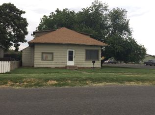 624 S 8th St, Sunnyside, WA