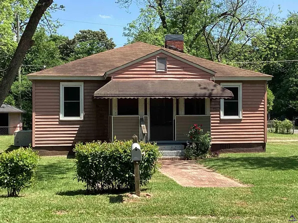 124 Meadowdale Dr, Warner Robins, GA 31088