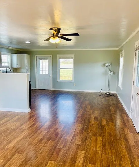 257 Greenfield Ln #B — Photo 6