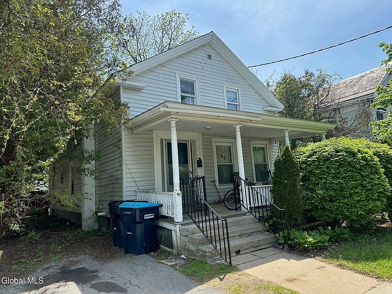 3rd image of 85 Bay Street