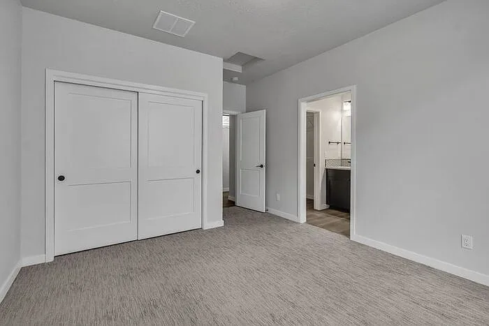 2919 N Phoenix Ln — Photo 17