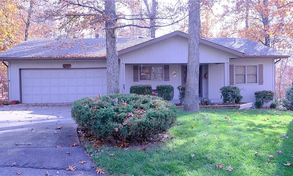 1st image of 7 Sullivan Ln
