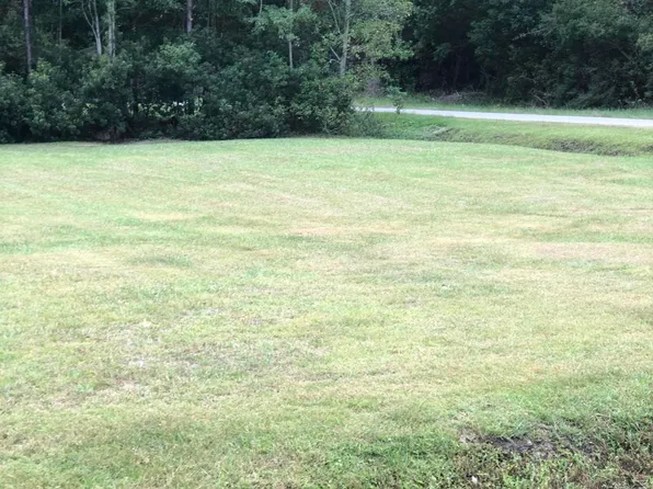 0 Pompano St, Waveland, MS 39576