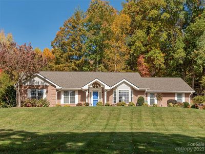 325 Whispering Hills Dr, Hendersonville, NC, 28792