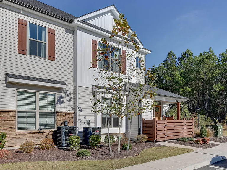 1104 Union Pacific Way — Photo 27