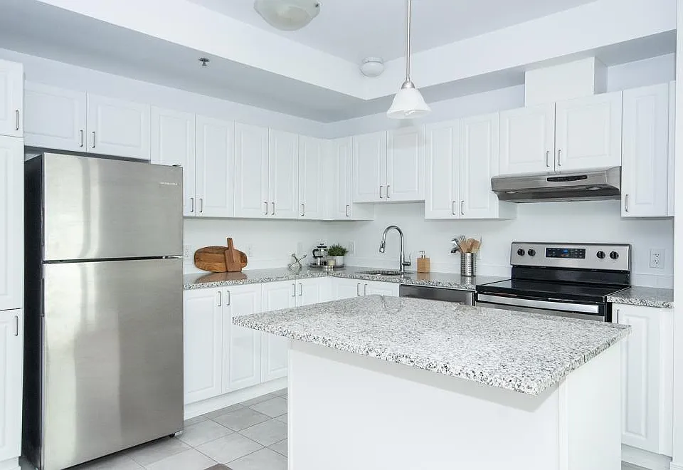 151 Greenbank Rd