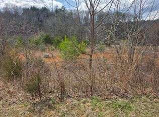 51 Porter Creek Dr, Franklin, NC 28734