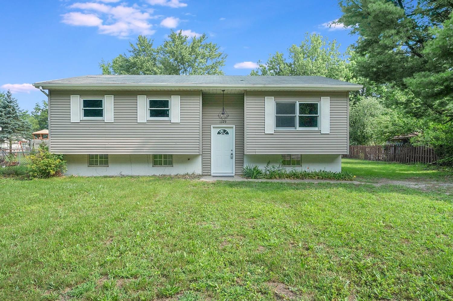 1109 E Lake St, Knox, IN 46534 MLS 534003 Zillow