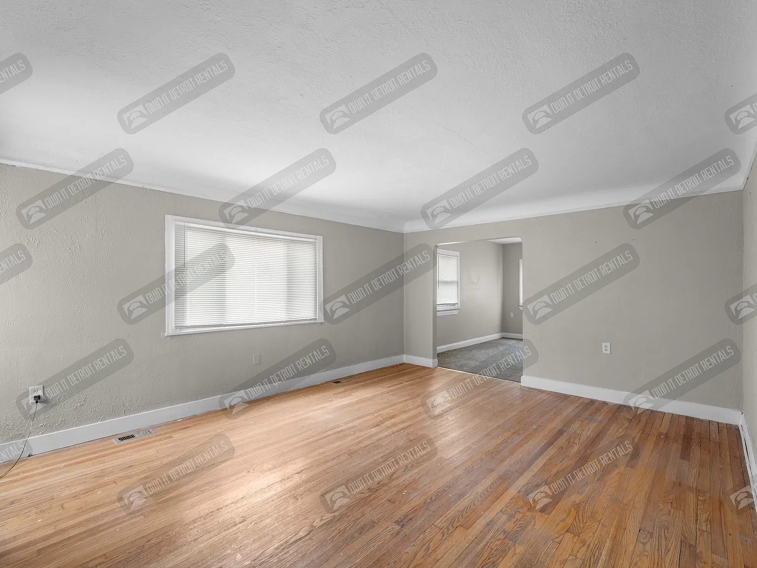 House- Colonial — Photo 4