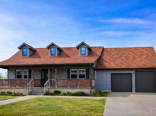 19084 S 1715th Rd, Nevada, MO 64772