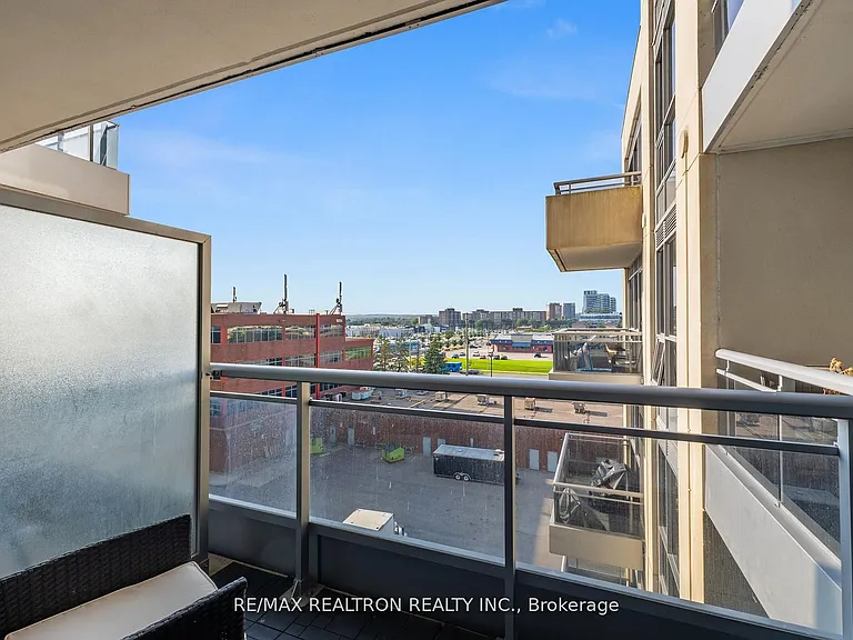 9205 Yonge St #501 — Photo 12
