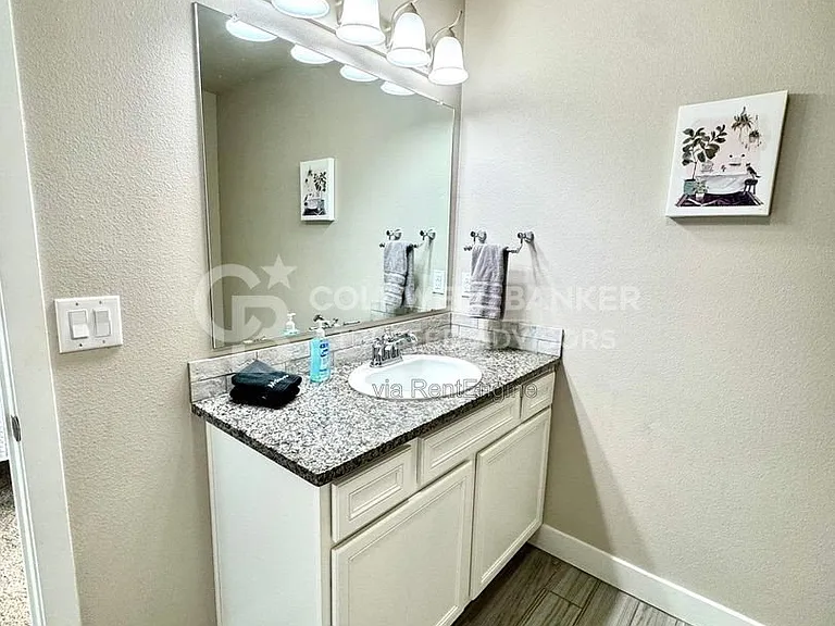 3108 Urbana Ave — Photo 21