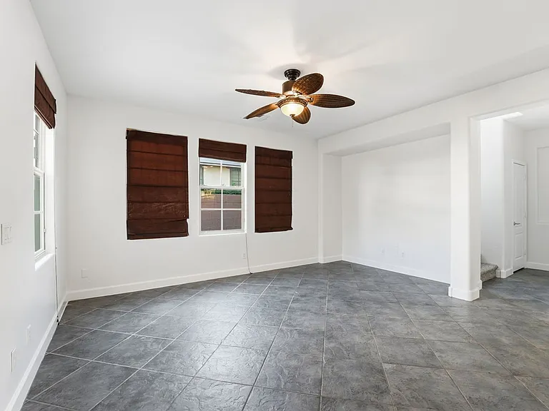 15391 W Dreyfus St — Photo 26