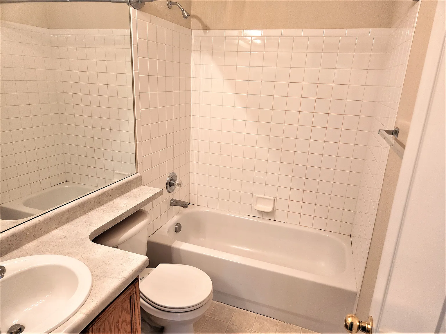 3 bed, 2698 sqft, $2,525 — Photo 3