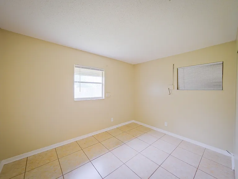 179 Hurwood Ave — Photo 10