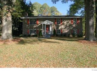 3716 Huntleigh Dr, Raleigh, NC 27604