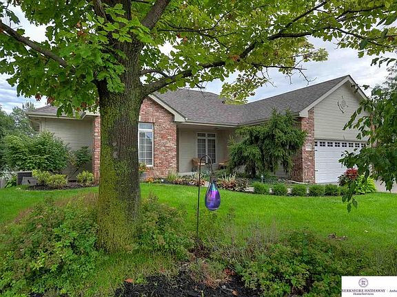 3rd image of 5021 N 138th St