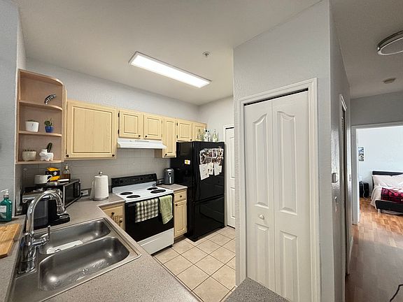 4th image of 2740 Maitland Crossing Way #2-303
