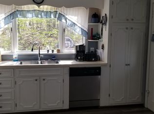 125 Summit St, Baileyville, ME 04694
