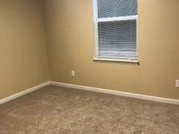 605 Long Hollow Pike