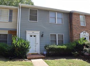 8212 Knights Bridge Rd, Charlotte, NC 28210