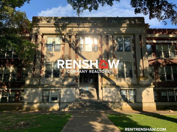 900 S College St APT D3