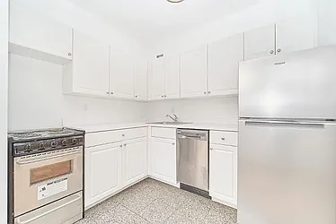 Rented by Mossanen Group