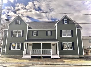 7 Court St #7, Lowell, MA 01852